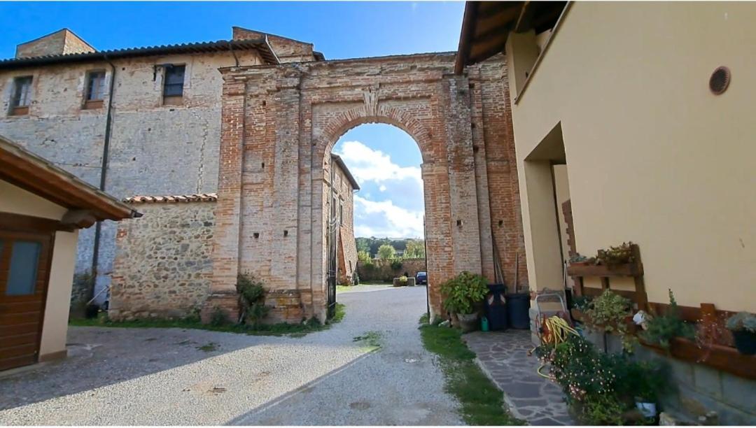 Agriturismo Abbazia Sette Frati A Casa Di Sara Pietrafitta  ภายนอก รูปภาพ