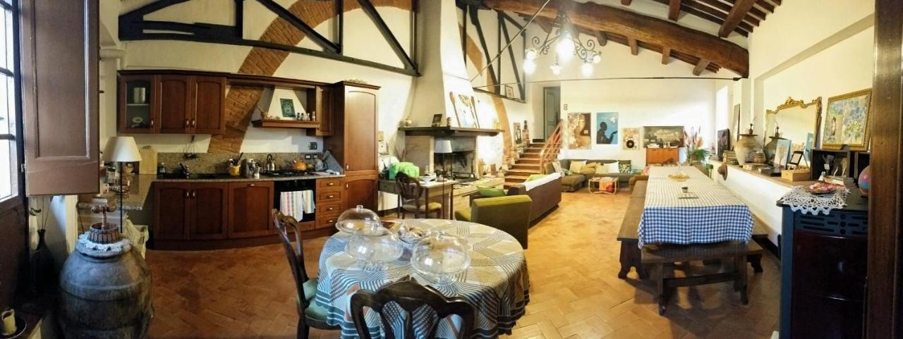 Agriturismo Abbazia Sette Frati A Casa Di Sara Pietrafitta  ภายนอก รูปภาพ