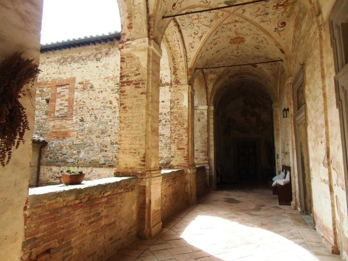 Agriturismo Abbazia Sette Frati A Casa Di Sara Pietrafitta  ภายนอก รูปภาพ