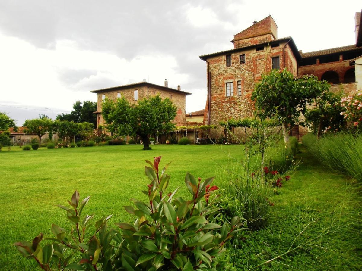 Agriturismo Abbazia Sette Frati A Casa Di Sara Pietrafitta  ภายนอก รูปภาพ