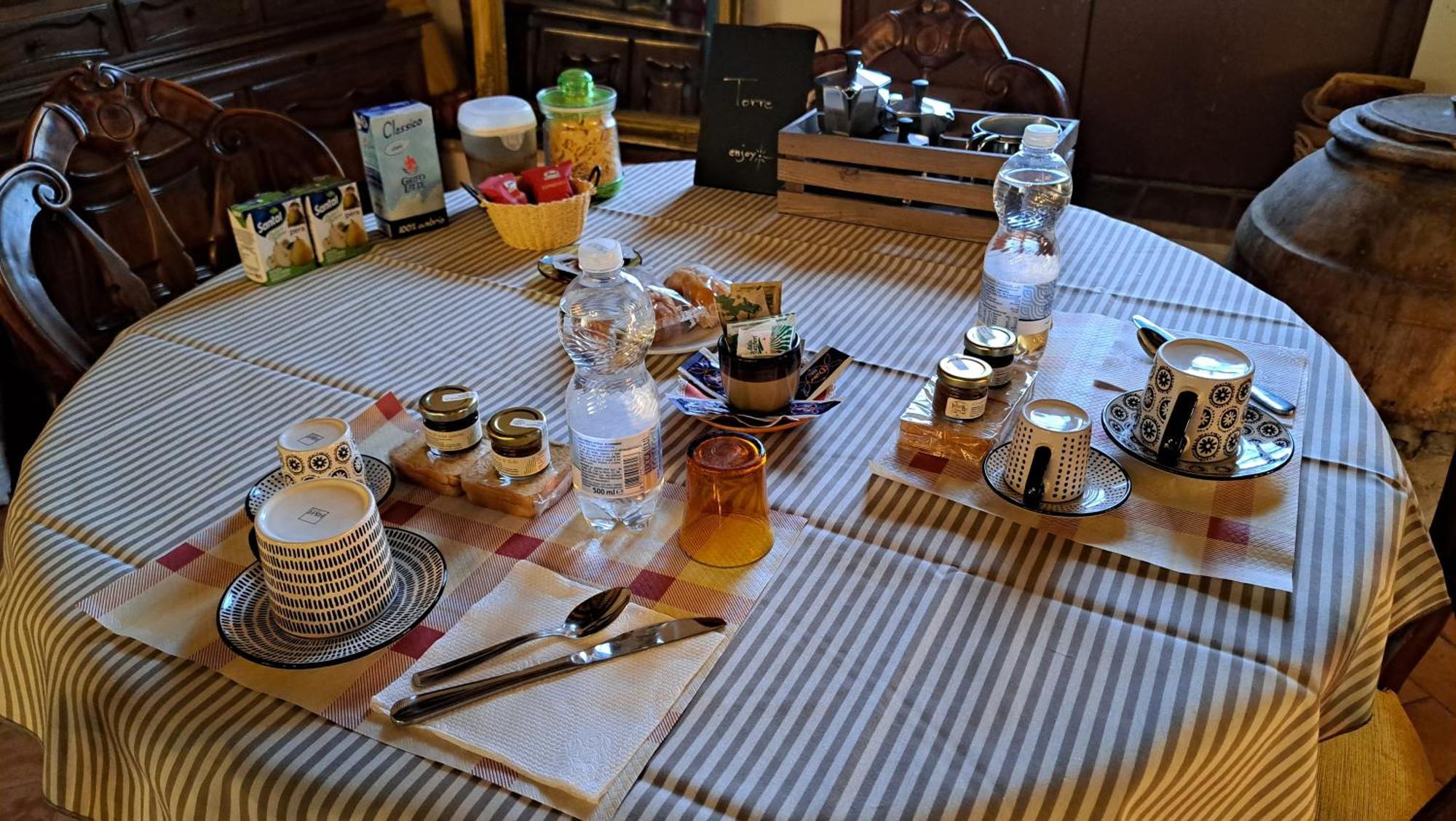 Agriturismo Abbazia Sette Frati A Casa Di Sara Pietrafitta  ภายนอก รูปภาพ